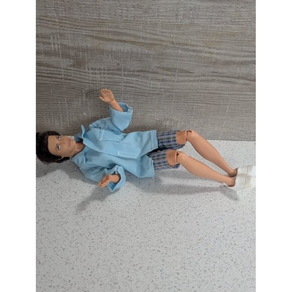 Ken 2009 Fashionistas Doll Rooted Hair Jointed Articulated Brunette #1081HF1 - Picture 2 of 2